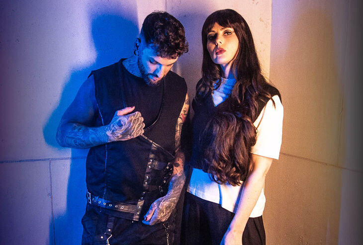 Les ténèbres sont de retour : la saison 2 de Mercredi est là